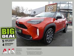Orange metallic (4r8)/ black mica ( Gebraucht 2023 Toyota Yaris Hybrid Edition SUV | 24.390 € (Fairer Preis)