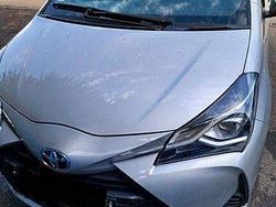 Silber Gebraucht 2019 Toyota Yaris Kleinwagen | 10.400 € (Fairer Preis)