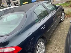 Blau Gebraucht 2006 Renault Laguna II Limousine | 2.200 €