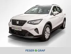 Weiss Gebraucht 2024 Seat Arona Style SUV | 18.440 € (Guter Preis)