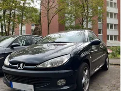 Schwarz Gebraucht 2004 Peugeot 206 CC Cabrio | 1.500 € (Fairer Preis)