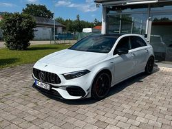 Weiß Gebraucht 2023 Mercedes A45 AMG Limousine | 55.000 €