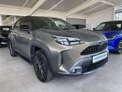 Oxide bronze (metallic) Gebraucht 2022 Toyota Yaris Cross SUV | 26.600 € (Fairer Preis)