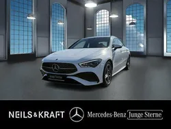 Polarweiß Gebraucht 2024 Mercedes CLA200 AMG Coupé | 35.450 € (Guter Preis)