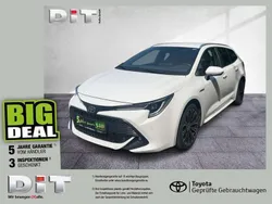 Schneeweiss Gebraucht 2021 Toyota Corolla Team Kombi | 22.990 € (Guter Preis)
