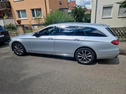 Silber Gebraucht 2018 Mercedes E200 Kombi | 28.600 € (Etwas zu teuer)
