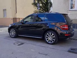 Schwarz Gebraucht 2011 Mercedes 350 SUV | 21.000 €