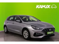 Silber Gebraucht 2024 Hyundai i30 Trend Limousine | 17.790 € (Fairer Preis)