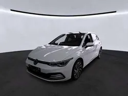 Weiß Gebraucht 2021 VW Golf VIII Style Limousine | 24.930 € (Fairer Preis)