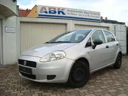 Silber Gebraucht 2011 Fiat Grande Punto Basis Kleinwagen | 1.990 € (Superpreis)