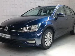 Blau Gebraucht 2019 VW Golf VII Trendline Kombi | 14.690 € (Fairer Preis)