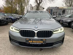 Grau Gebraucht 2021 BMW 530 Sport Line Kombi | 25.950 € (Guter Preis)