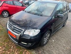 Schwarz Gebraucht 2008 VW Touran R-line Edition Van / Kleinbus | 2.599 € (Superpreis)