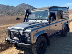 Grau Gebraucht 2007 Land Rover Defender Van / Kleinbus | 69.000 €