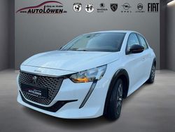 Weiß Gebraucht 2022 Peugeot e-208 Active Kleinwagen | 13.820 € (Superpreis)