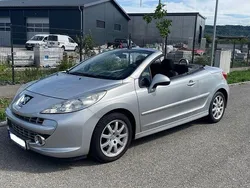 Silber Gebraucht 2007 Peugeot 207 CC Cabrio | 4.200 €