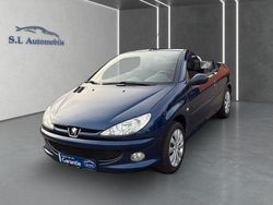 Blau Gebraucht 2006 Peugeot 206 CC Cabrio | 2.790 € (Teuer)