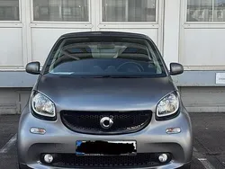 Grau Gebraucht 2019 Smart ForTwo Cabrio Cabrio | 13.900 € (Fairer Preis)