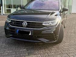 Schwarz Gebraucht 2022 VW Tiguan Black Edition SUV | 38.499 € (Fairer Preis)