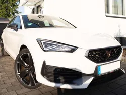 Weiß Gebraucht 2021 Cupra Leon Limousine | 22.750 € (Guter Preis)