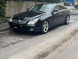 Schwarz Gebraucht 2007 Mercedes CLS350 Limousine | 6.650 € (Fairer Preis)