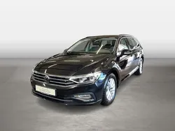Schwarz Gebraucht 2023 VW Passat Business Kombi | 23.420 € (Fairer Preis)