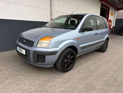 Blau Gebraucht 2005 Ford Fusion Limousine | 3.790 € (Etwas zu teuer)