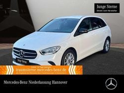 Weiß Gebraucht 2022 Mercedes E250 Night Limousine | 23.890 € (Guter Preis)