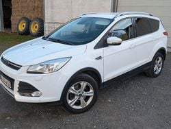 Weiß Gebraucht 2016 Ford Kuga Individual SUV | 9.000 € (Superpreis)