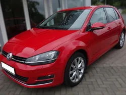 Rot Gebraucht 2014 VW Golf VII Highline Limousine | 10.300 € (Fairer Preis)