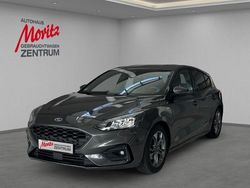 Metallic) (grau Gebraucht 2020 Ford Focus ST-Line Limousine | 16.550 € (Etwas zu teuer)