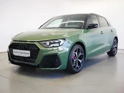 Distriktgrün metallic Neu 2025 Audi A1 Sportback S-Line Kleinwagen | 37.990 € (Fairer Preis)