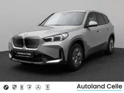 Spacesilber metallicc67schwarz Gebraucht 2024 BMW iX1 Efficient Dynamics SUV | 36.999 €