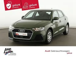 Distriktgrün metallic Gebraucht 2024 Audi A1 Sportback Advanced Plus Kleinwagen | 25.240 € (Guter Preis)