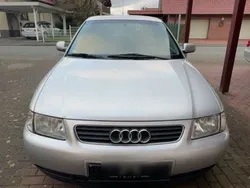 Silber Gebraucht 2000 Audi A3 Limousine | 2.500 € (Teuer)