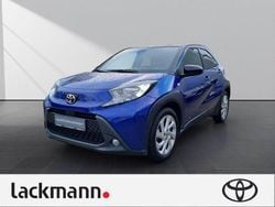Blau Gebraucht 2022 Toyota Aygo X Pulse SUV | 16.890 € (Etwas zu teuer)