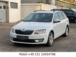 Weiß Gebraucht 2017 Skoda Octavia Ambition Kombi | 9.399 € (Fairer Preis)