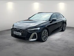 Mythosschwarz metallic Gebraucht 2024 Audi A5 Ambiente Coupé | 56.590 € (Guter Preis)