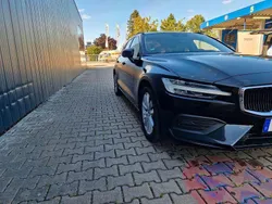 Schwarz Gebraucht 2019 Volvo V60 Kombi | 17.300 € (Etwas zu teuer)