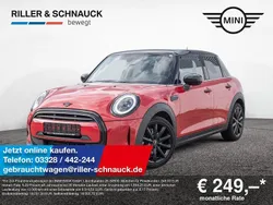 Rot Gebraucht 2022 Mini Cooper Classic Kleinwagen | 17.950 € (Superpreis)