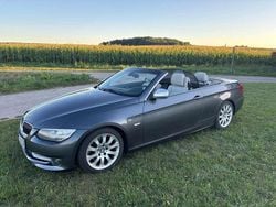 Grau Gebraucht 2011 BMW 330 Cabriolet Cabrio | 15.800 € (Superpreis)