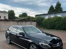 Schwarz Gebraucht 2016 Mercedes C220 Kombi | 13.400 € (Fairer Preis)