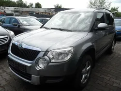 Grau Gebraucht 2011 Skoda Yeti Active SUV | 3.499 € (Guter Preis)