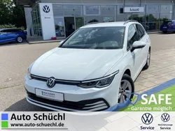 Weiß Gebraucht 2022 VW Golf VIII Active Kombi | 23.670 € (Guter Preis)