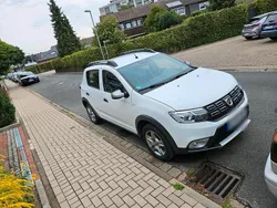 Weiß Gebraucht 2019 Dacia Sandero Stepway Kleinwagen | 9.999 € (Fairer Preis)