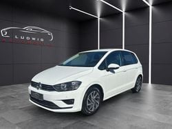 Weiß Gebraucht 2017 VW Golf Sportsvan Van / Kleinbus | 14.399 € (Guter Preis)
