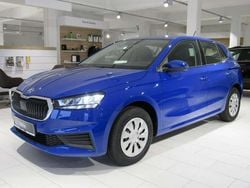 Energyblau uni Gebraucht 2024 Skoda Fabia Essence Kleinwagen | 18.990 € (Etwas zu teuer)