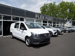Weiß Gebraucht 2021 Mercedes Vito Van / Kleinbus | 34.990 € (Fairer Preis)