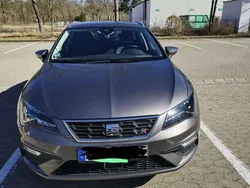 Grau Gebraucht 2017 Seat Leon FR Kombi | 16.000 € (Etwas zu teuer)