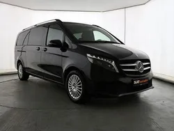 Schwarz Gebraucht 2024 Mercedes V300 Van / Kleinbus | 51.440 €